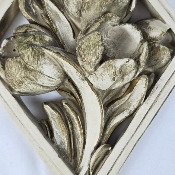 Vintage Universal Statuary Co 1958 Set of 2 Chalkware Floral Wall Hangings - Picture 10 of 16